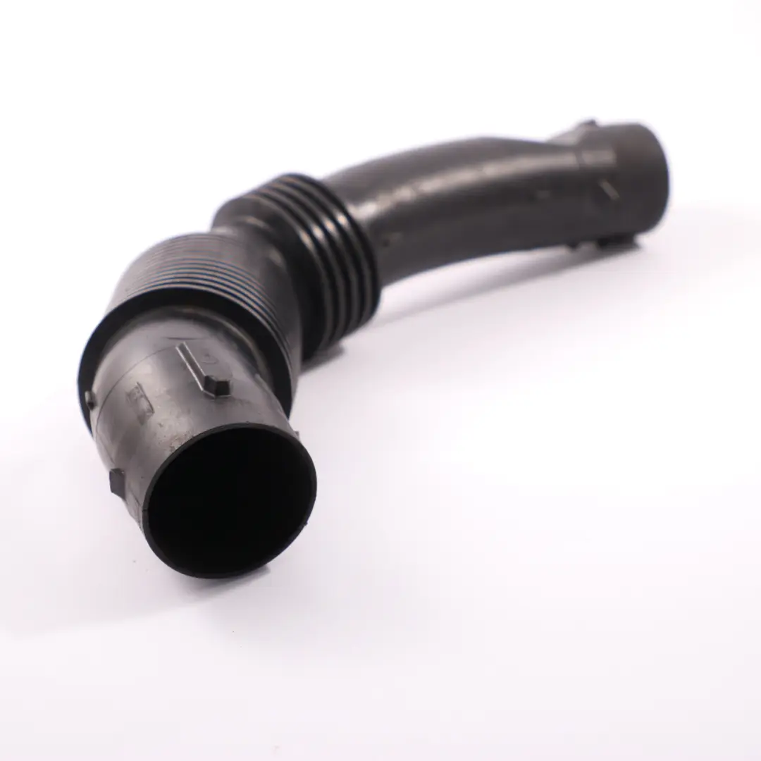 Citroen Berlingo Peugeot Partner Tuyau d'admission d'air diesel Tube pour à propos du numéro de pièce 9675055580 Citroen Berlingo Peugeot Partner Tuyau d'admission d'air diesel Tube - SKU 9675055580 - Numéro de pièce 9675055580