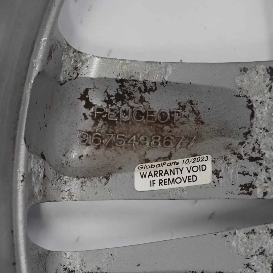 Felga Aluminiowa 17" 7J do Peugeot 5008 o numerze 9675498677 Peugeot 5008 Felga Aluminiowa 17" 7J - SKU 9675498677-1 - Numer Części 9675498677