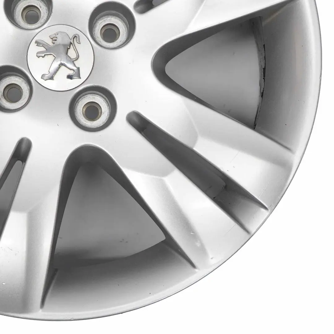 Spoke Wheel Alloy Rim 17" 7J ET:29 to Peugeot 5008 Silver 5 Double with Part number 9675498677 Peugeot 5008 Silver 5 Double Spoke Wheel Alloy Rim 17" 7J ET:29 - SKU 9675498677-1 - Part number 9675498677