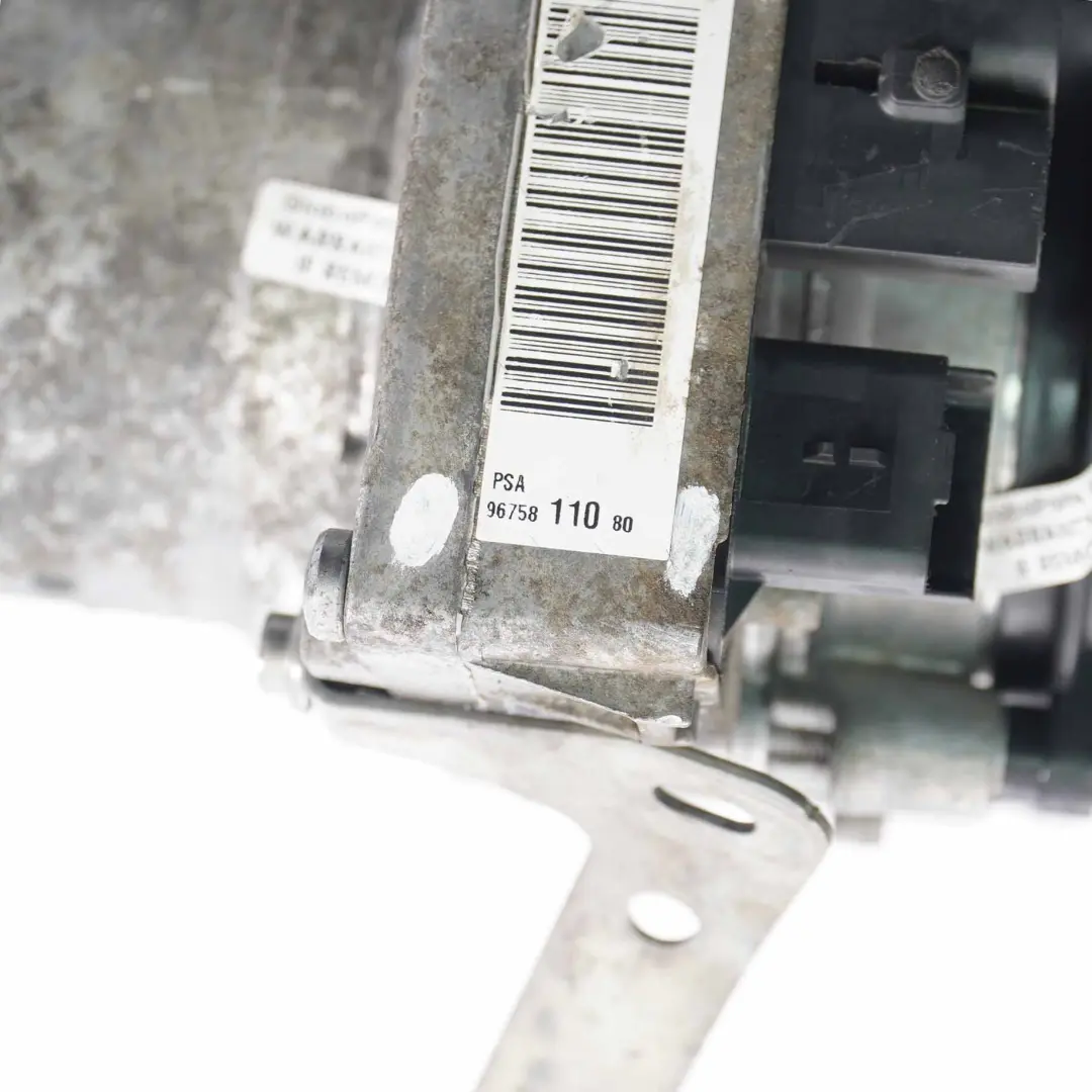 Bomba de servodirección eléctrica Bomba servodirección para Peugeot 3008 con número de pieza 9675811080 Peugeot 3008 Bomba de servodirección eléctrica Bomba servodirección - SKU 9675811080 - Número de pieza 9675811080