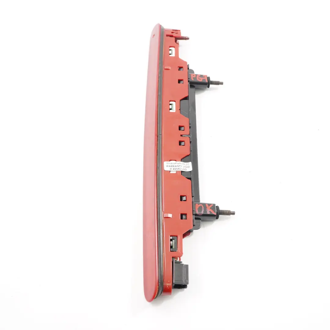 Feu stop arrière Eclairage rouge pour Peugeot 3008 à propos du numéro de pièce 9676444380 Peugeot 3008 Feu stop arrière Eclairage rouge - SKU 9676444380 - Numéro de pièce 9676444380