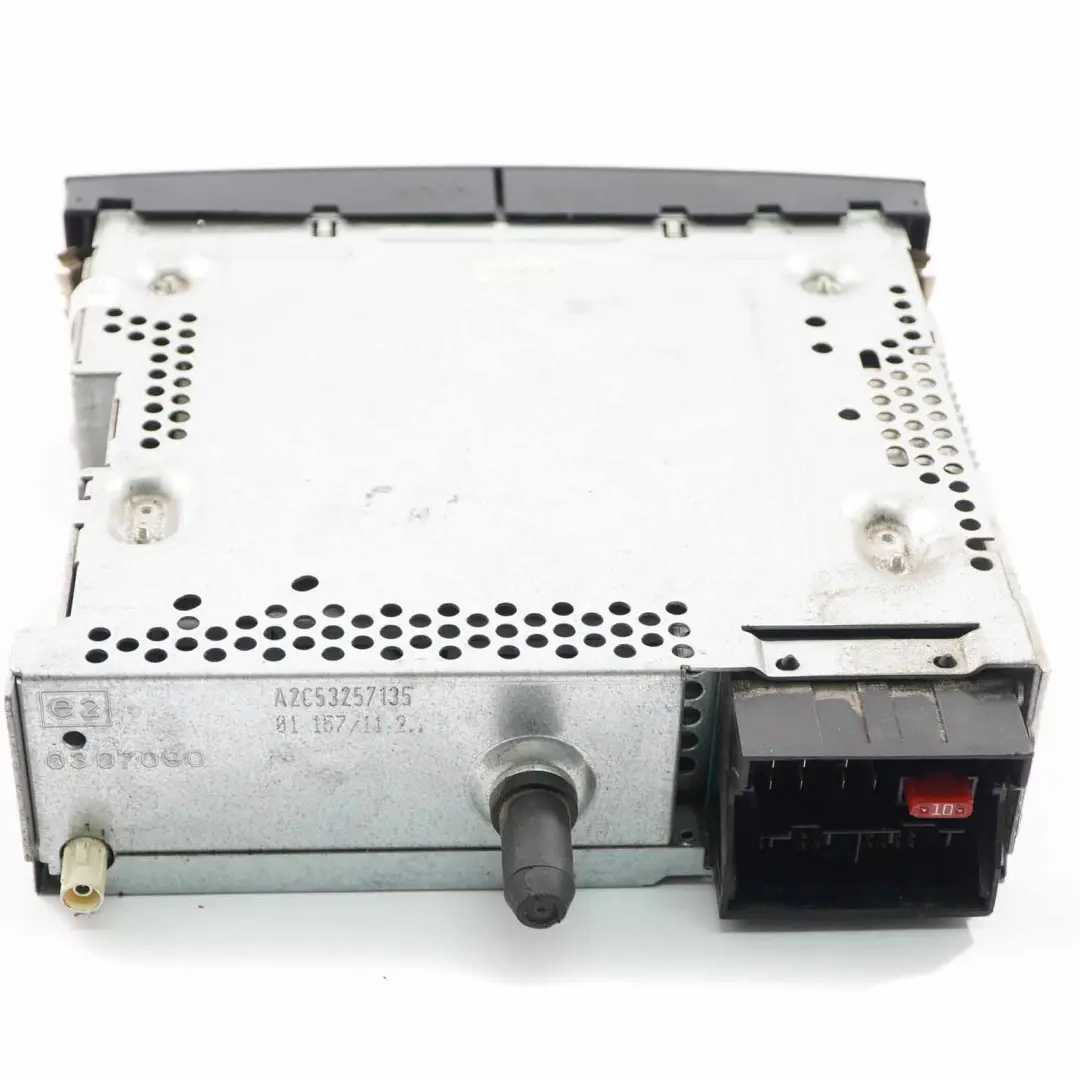 Lecteur Radio Stereo Head Unit pour Peugeot 307 CD à propos du numéro de pièce 96766518XT00 Peugeot 307 CD Lecteur Radio Stereo Head Unit - SKU 96766518XT00 - Numéro de pièce 96766518XT00