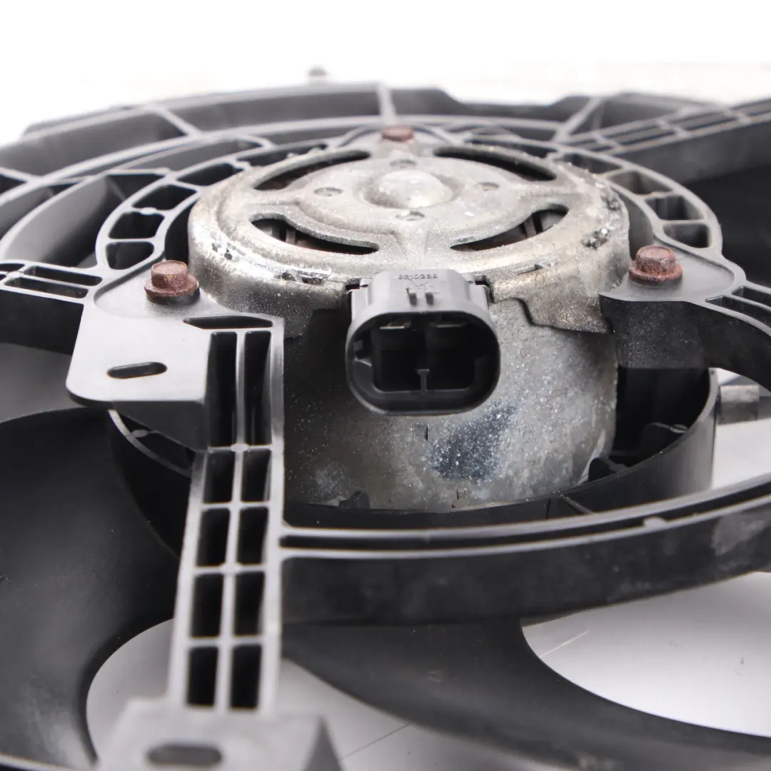 Peugeot 207 Motor Kühlung Kühler Benzin Kühler Lüfterhaube - SKU 9680102880-1 - Teilenummer 9680102880