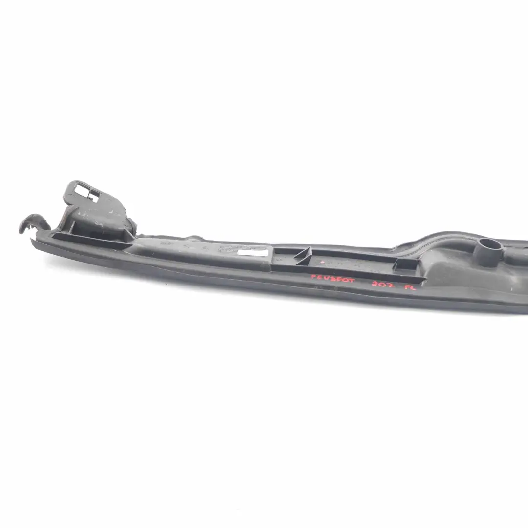 Peugeot 207 Parafango Guarnizione Pannello Anteriore Sinistra Staffa - SKU 9680114880 - Numero di parte 9680114880