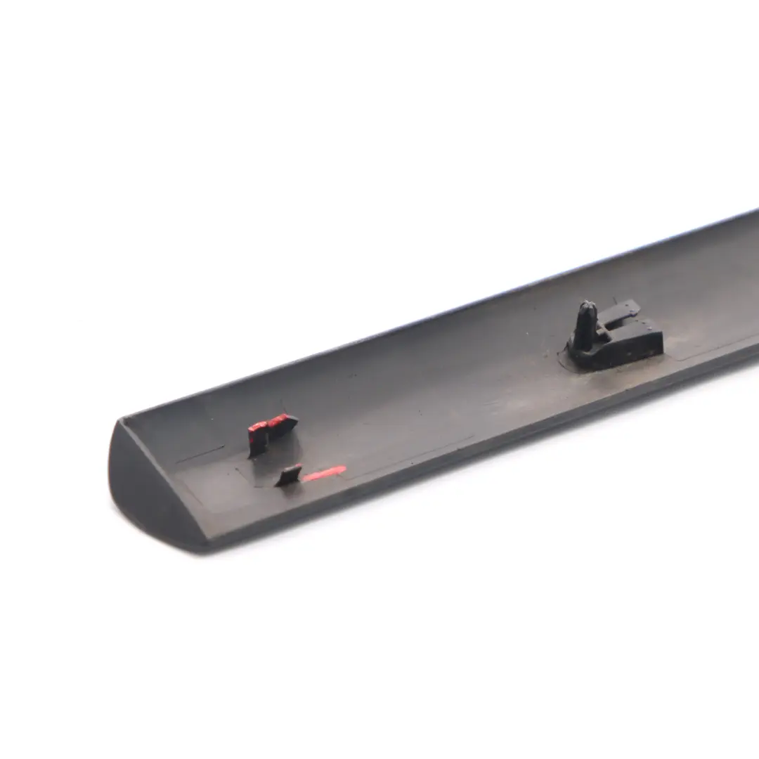 Striscia rivestimento anteriore sinistra Modanatura per Peugeot 207 con numero di parte 9680148277 Peugeot 207 Striscia rivestimento anteriore sinistra Modanatura - SKU 9680148277 - Numero di parte 9680148277