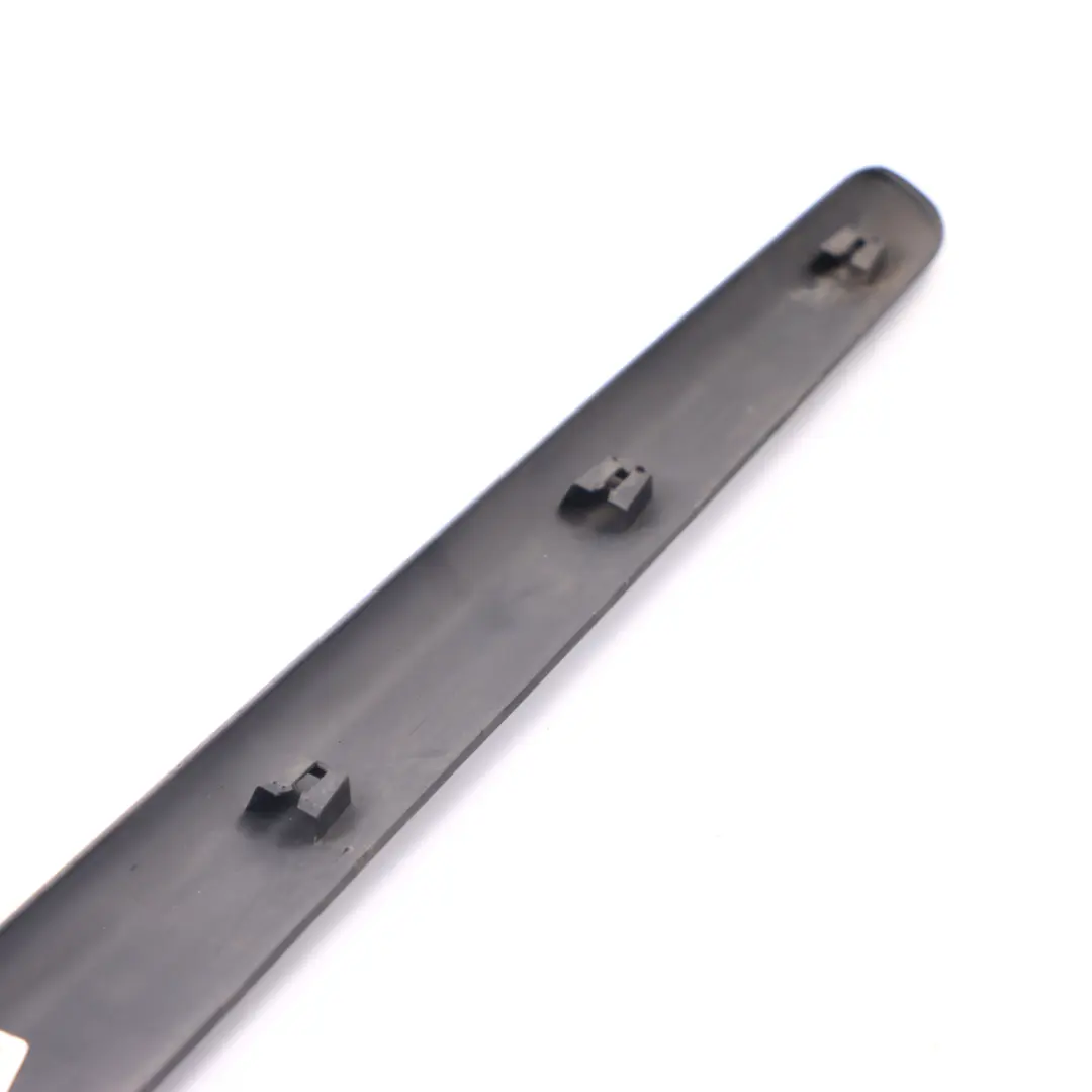 Striscia rivestimento anteriore sinistra Modanatura per Peugeot 207 con numero di parte 9680148277 Peugeot 207 Striscia rivestimento anteriore sinistra Modanatura - SKU 9680148277 - Numero di parte 9680148277