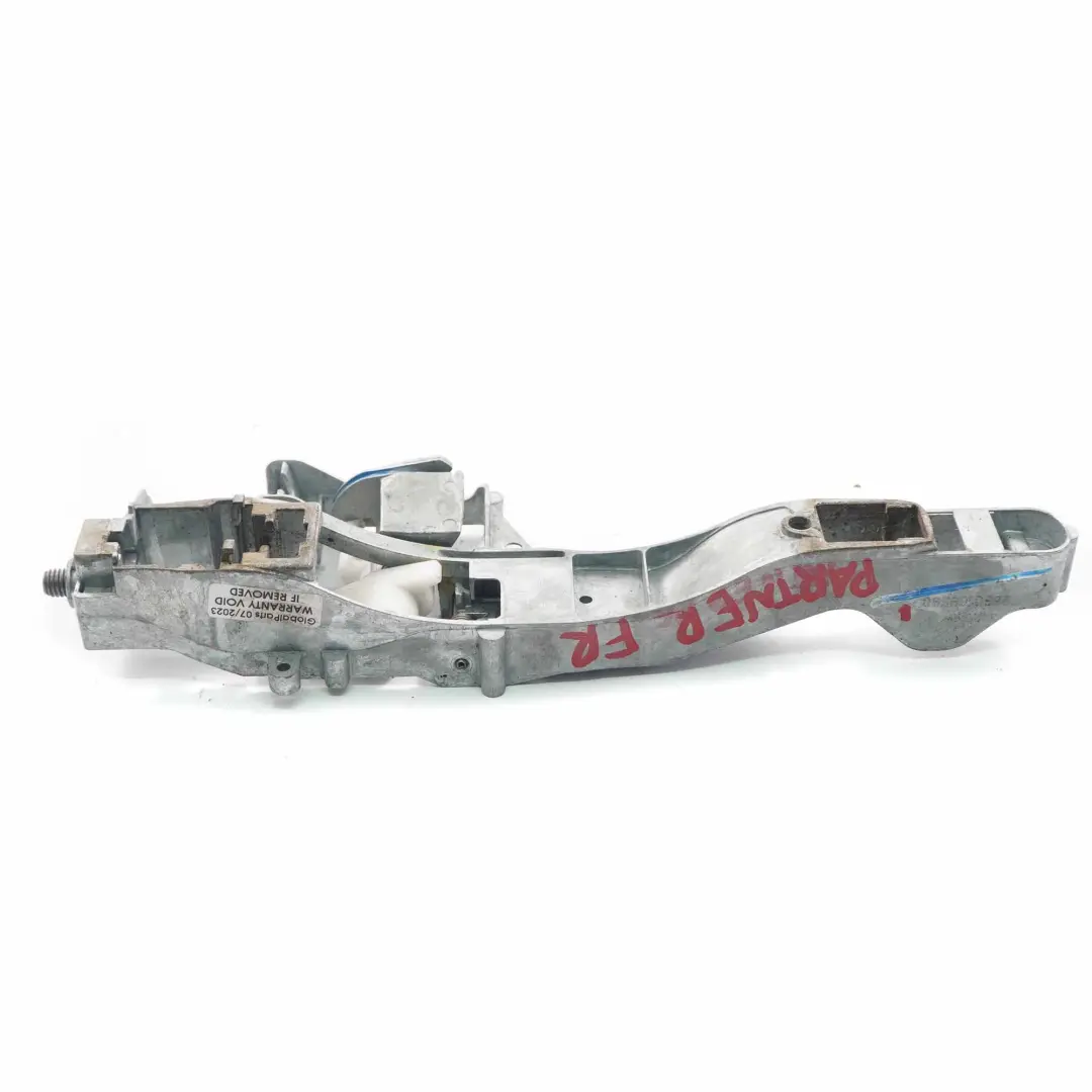 Poignée Porte Base Maintien Avant Droite Extérieur pour Peugeot Partner à propos du numéro de pièce 9680168580 Peugeot Partner Poignée Porte Base Maintien Avant Droite Extérieur - SKU 9680168580 - Numéro de pièce 9680168580