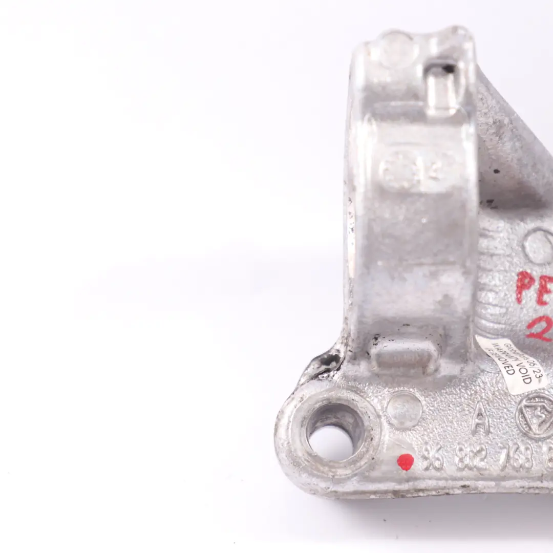 Peugeot 207 1.6 HDI Albero trasmissione supporto staffa supporto asse - SKU 9680276880 - Numero di parte 9680276880