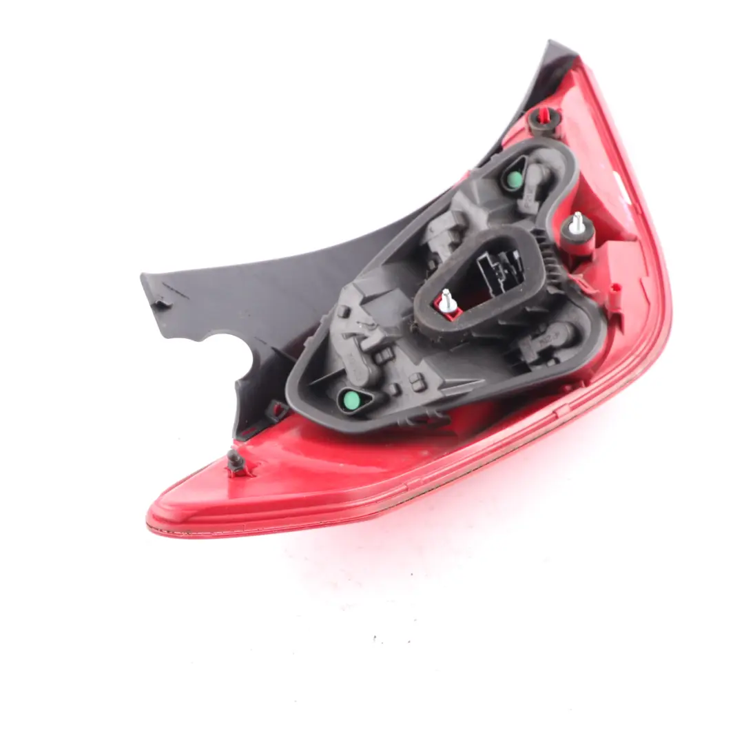 Lamp Right O/S Tail Light Side Panel Taillight to Peugeot 308 Rear with Part number 9680425880 Peugeot 308 Rear Lamp Right O/S Tail Light Side Panel Taillight - SKU 9680425880 - Part number 9680425880