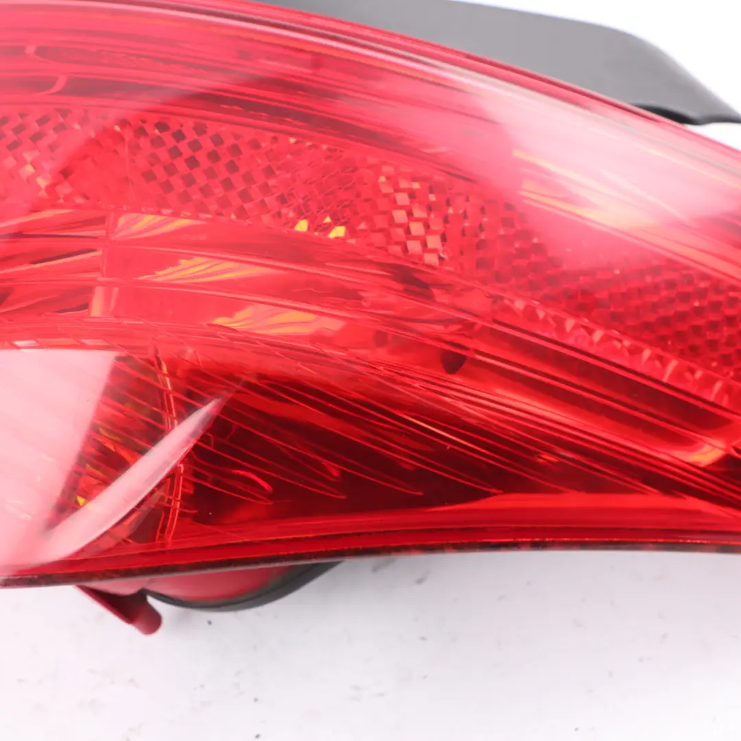 Lamp Right O/S Tail Light Side Panel Taillight to Peugeot 308 Rear with Part number 9680425880 Peugeot 308 Rear Lamp Right O/S Tail Light Side Panel Taillight - SKU 9680425880 - Part number 9680425880