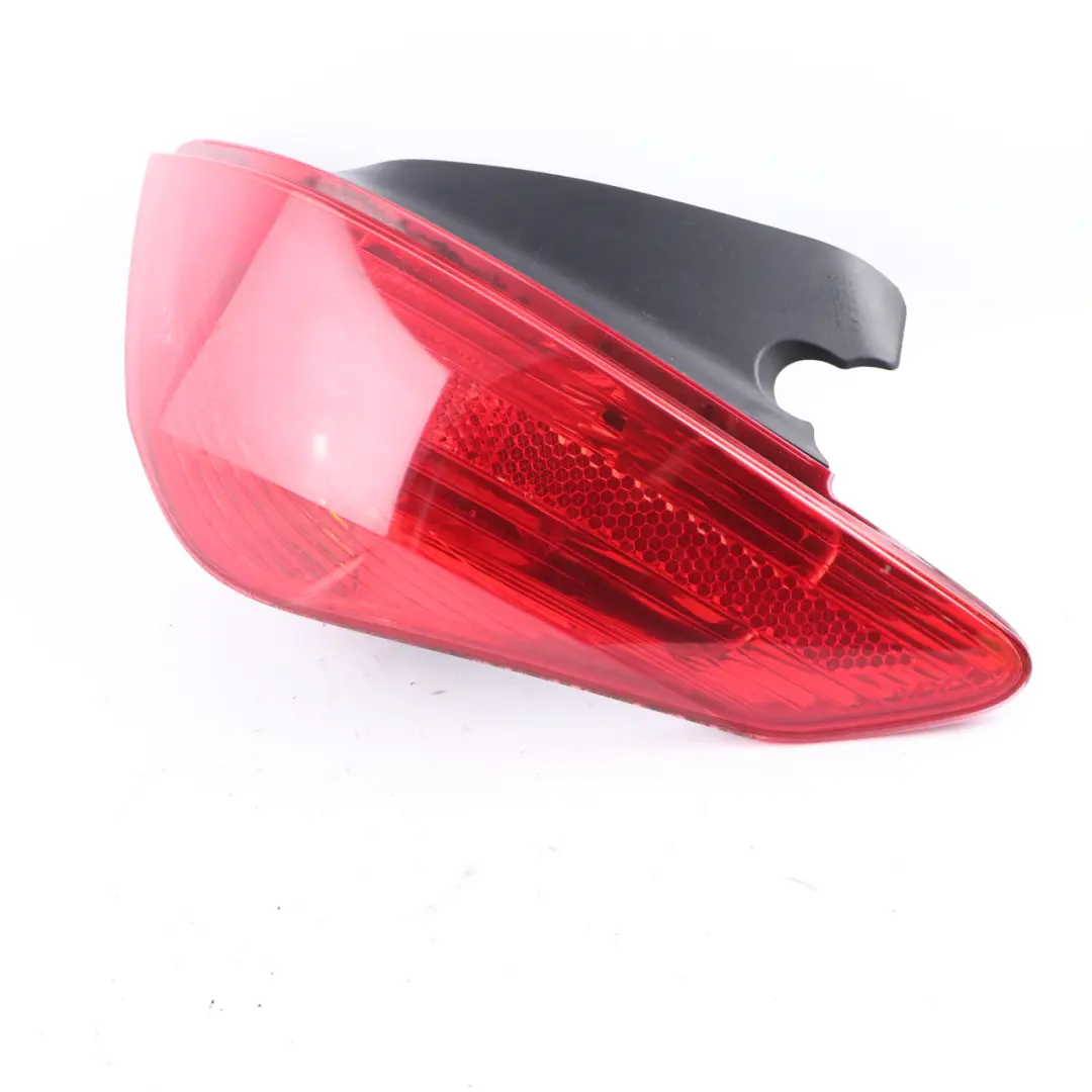 Lamp Right O/S Tail Light Side Panel Taillight to Peugeot 308 Rear with Part number 9680425880 Peugeot 308 Rear Lamp Right O/S Tail Light Side Panel Taillight - SKU 9680425880 - Part number 9680425880