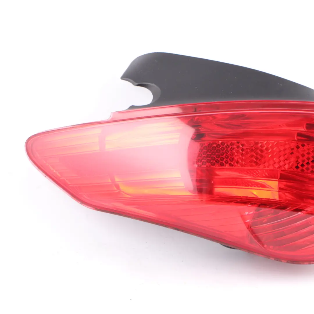 Lamp Left N/S Tail Light Side Panel Taillight to Peugeot 308 Rear with Part number 9680425980 Peugeot 308 Rear Lamp Left N/S Tail Light Side Panel Taillight - SKU 9680425980 - Part number 9680425980