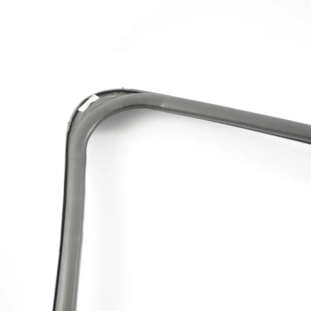 Ventana Sello Puerta Delantera Izquierda Marco Junta para Peugeot Partner con número de pieza 9680466680 Peugeot Partner Ventana Sello Puerta Delantera Izquierda Marco Junta - SKU 9680466680 - Número de pieza 9680466680