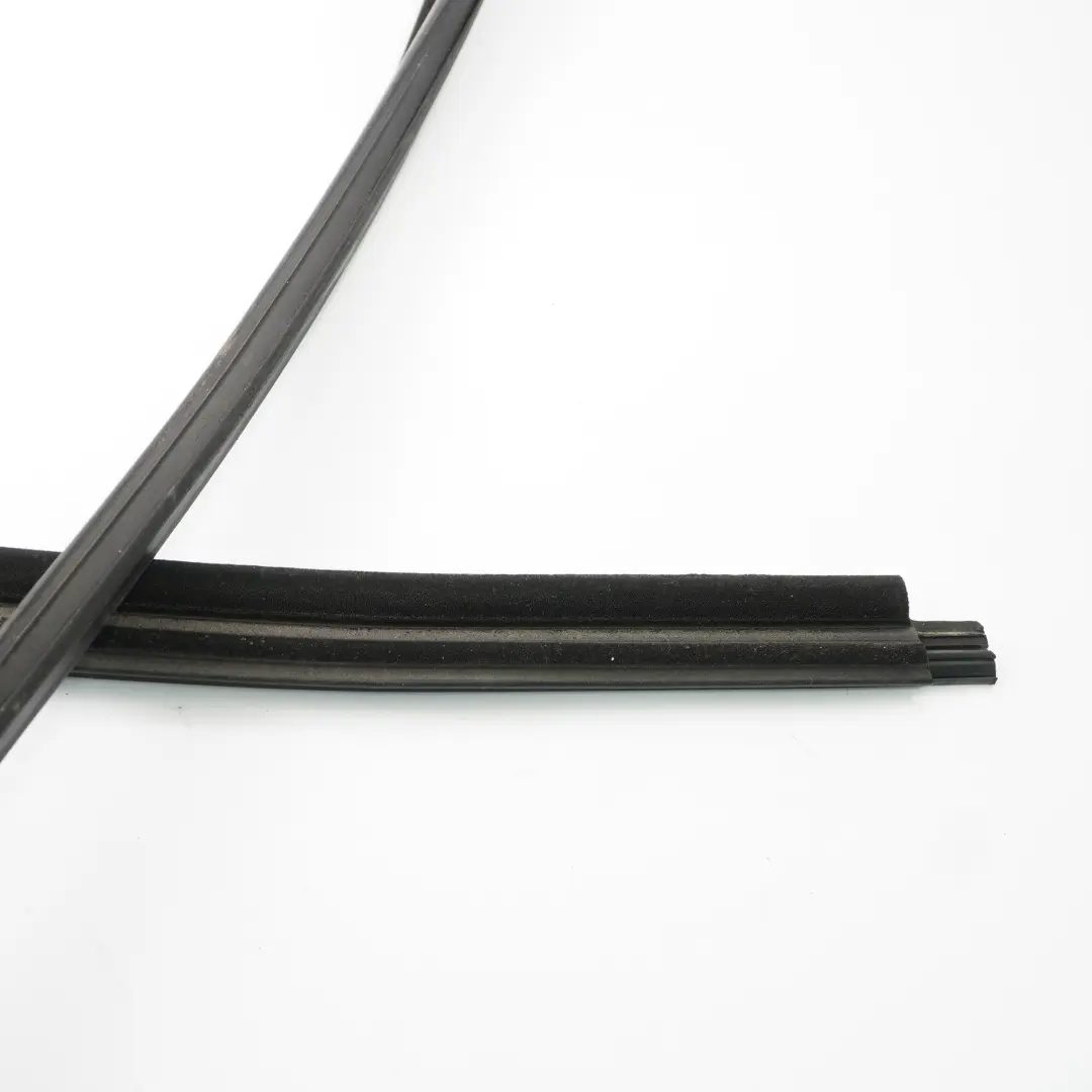 Peugeot Partner Window Seal Front Door Left N/S Frame Gasket Rubber - SKU 9680466680 - Part number 9680466680