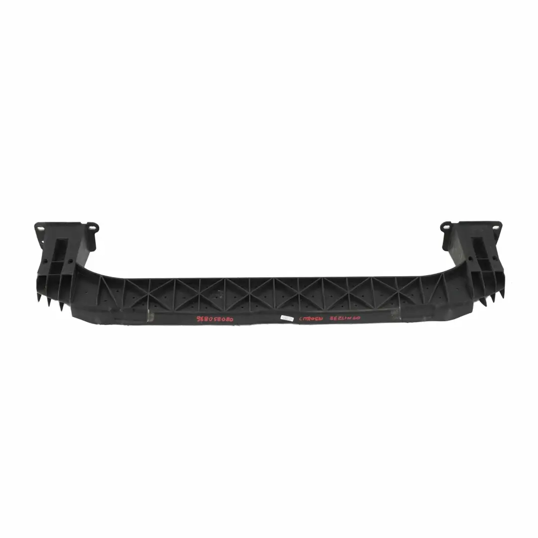 Citroen Berlingo B9 Support de panneau avant raidisseur pour à propos du numéro de pièce 968058080 Citroen Berlingo B9 Support de panneau avant raidisseur - SKU 968058080 - Numéro de pièce 968058080