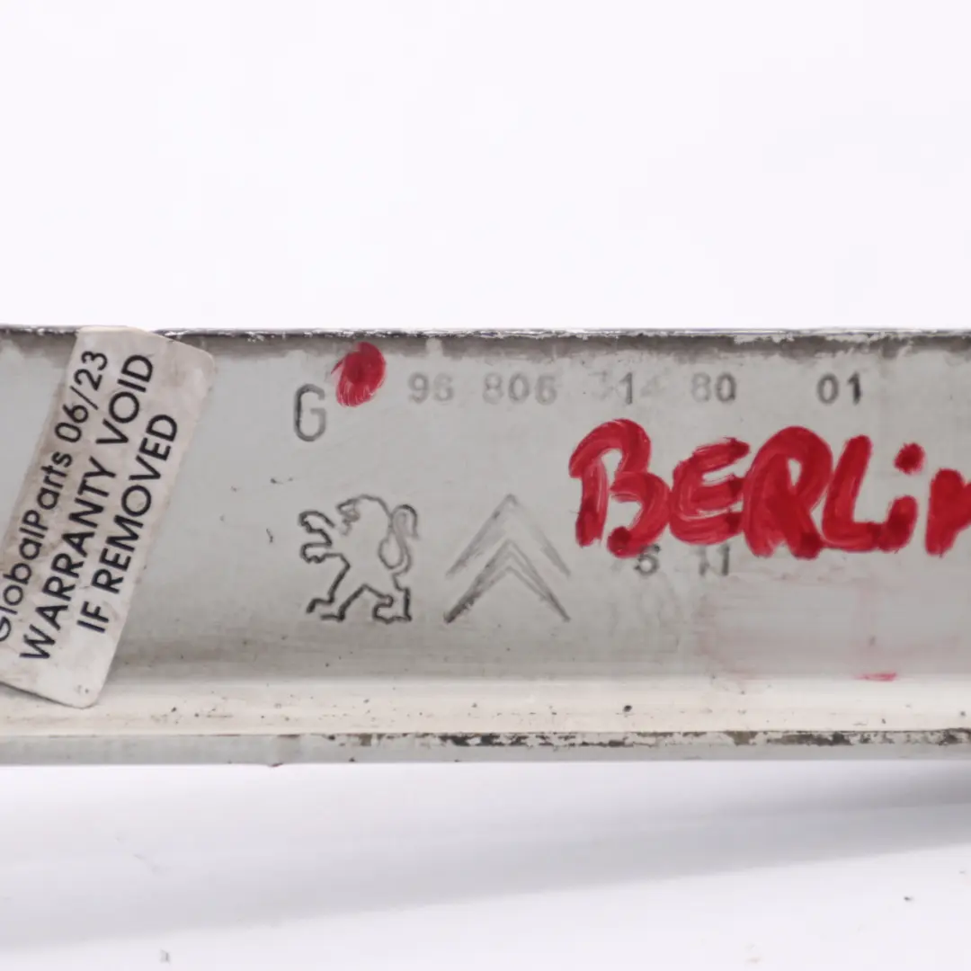  Charnière de capot Citroen Berlingo Partner Capot gauche Blanc - SKU 9680631480 - Numéro de pièce 9680631480