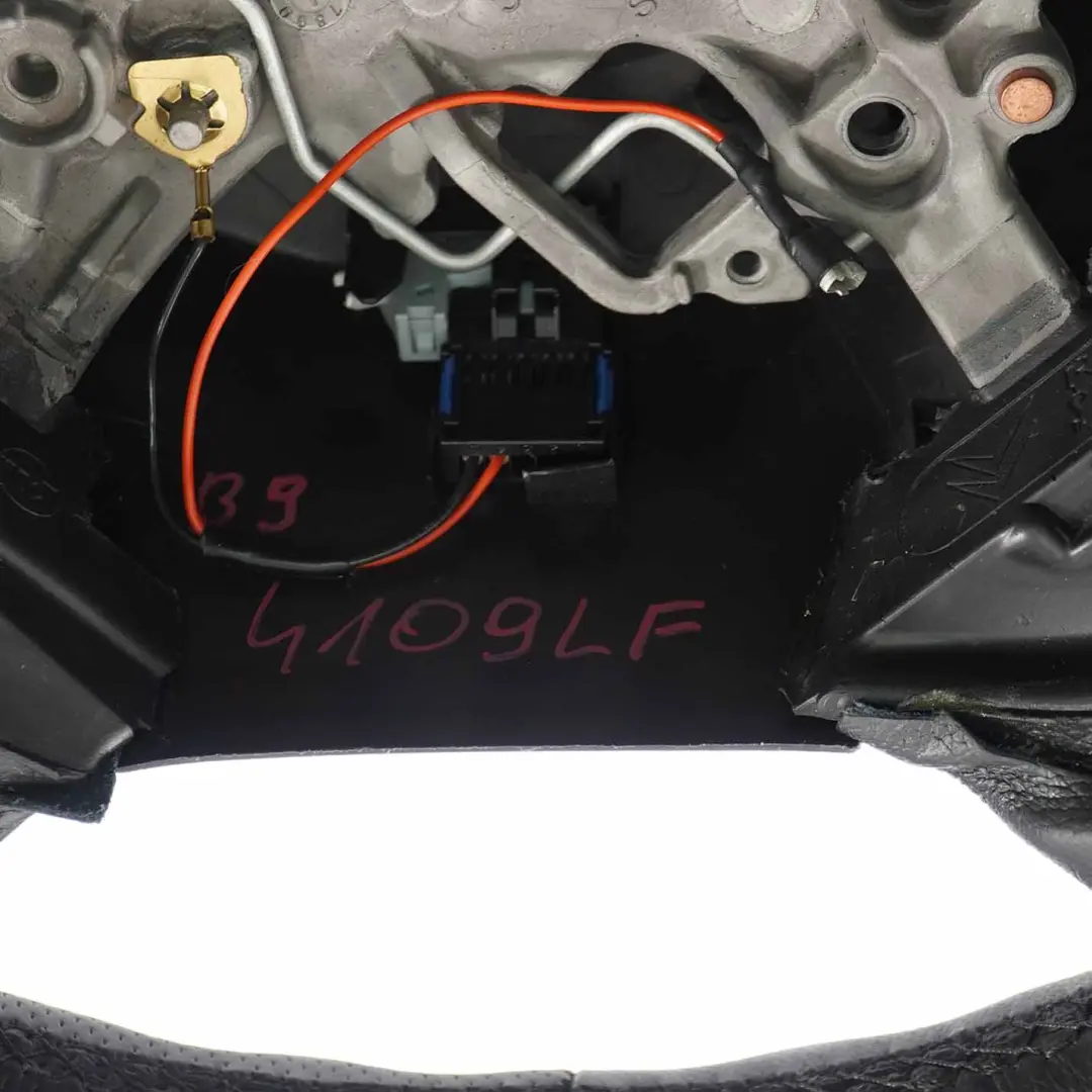 NUOVO in pelle nera Citroen Berlingo Peugeot Partner per Volante con numero di parte 96809101 Volante NUOVO in pelle nera Citroen Berlingo Peugeot Partner - SKU 96809101-1 - Numero di parte 96809101