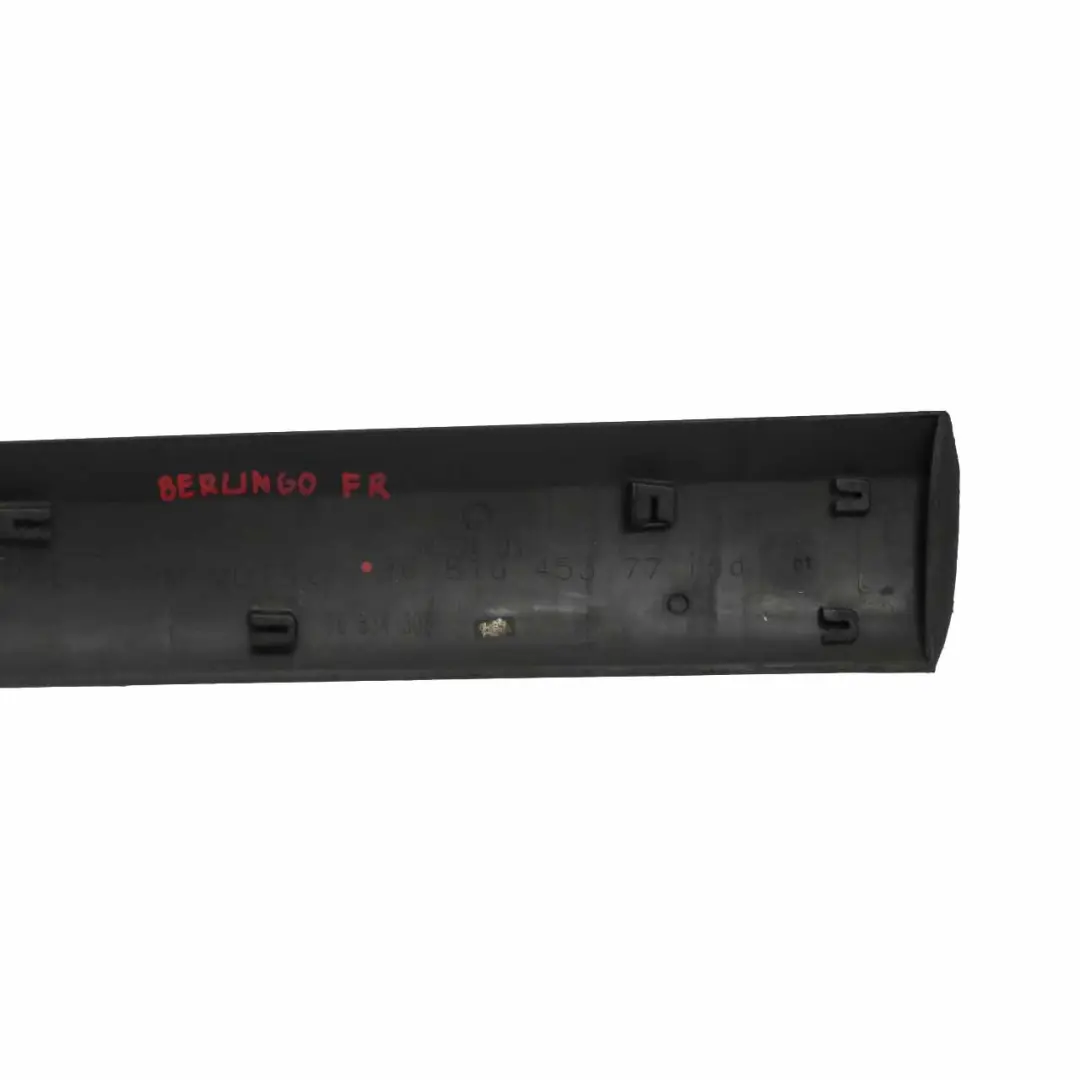 Citroen Berlingo Moulure Porte Avant Droite Bande d'Habillage - SKU 9681645377 - Numéro de pièce 9681645377