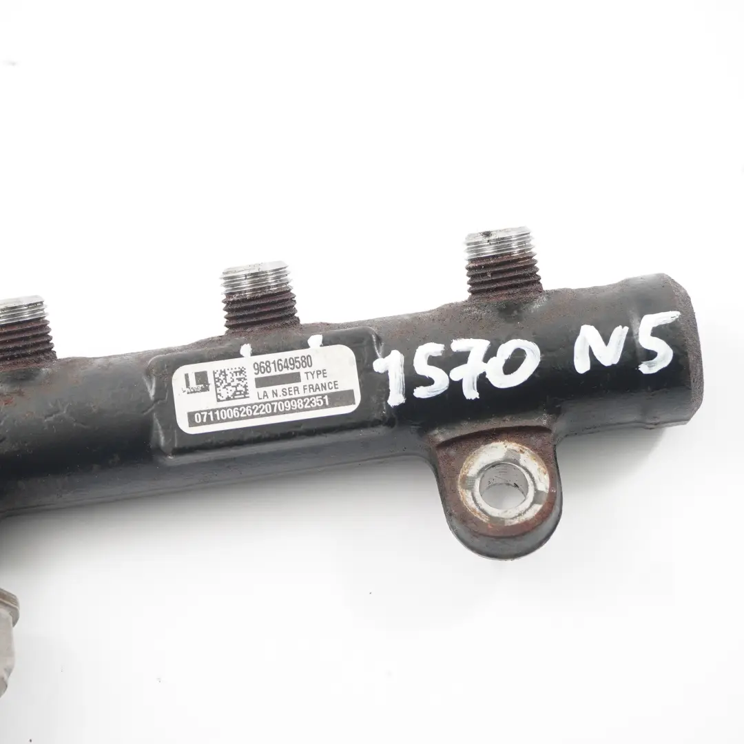 Injector Rail Line to Peugeot Expert 2.0 HDI Diesel Engine Fuel with Part number 9681649580 Peugeot Expert 2.0 HDI Diesel Engine Fuel Injector Rail Line - SKU 9681649580 - Part number 9681649580