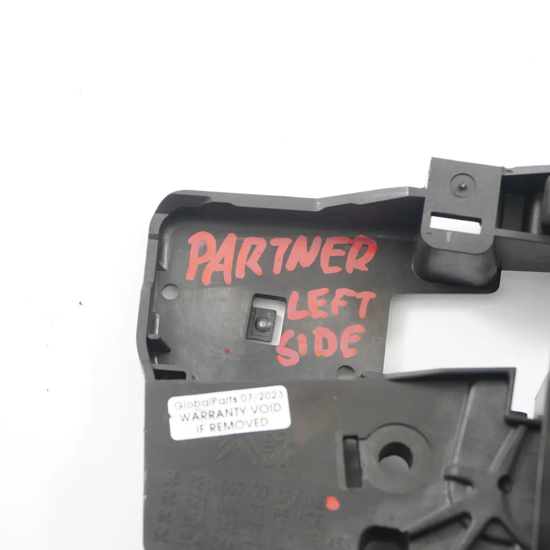 Mk2 Porta scorrevole sinistra Maniglia interna per Berlingo Partner con numero di parte 9682100777 Berlingo Partner Mk2 Porta scorrevole sinistra Maniglia interna - SKU 9682100777 - Numero di parte 9682100777