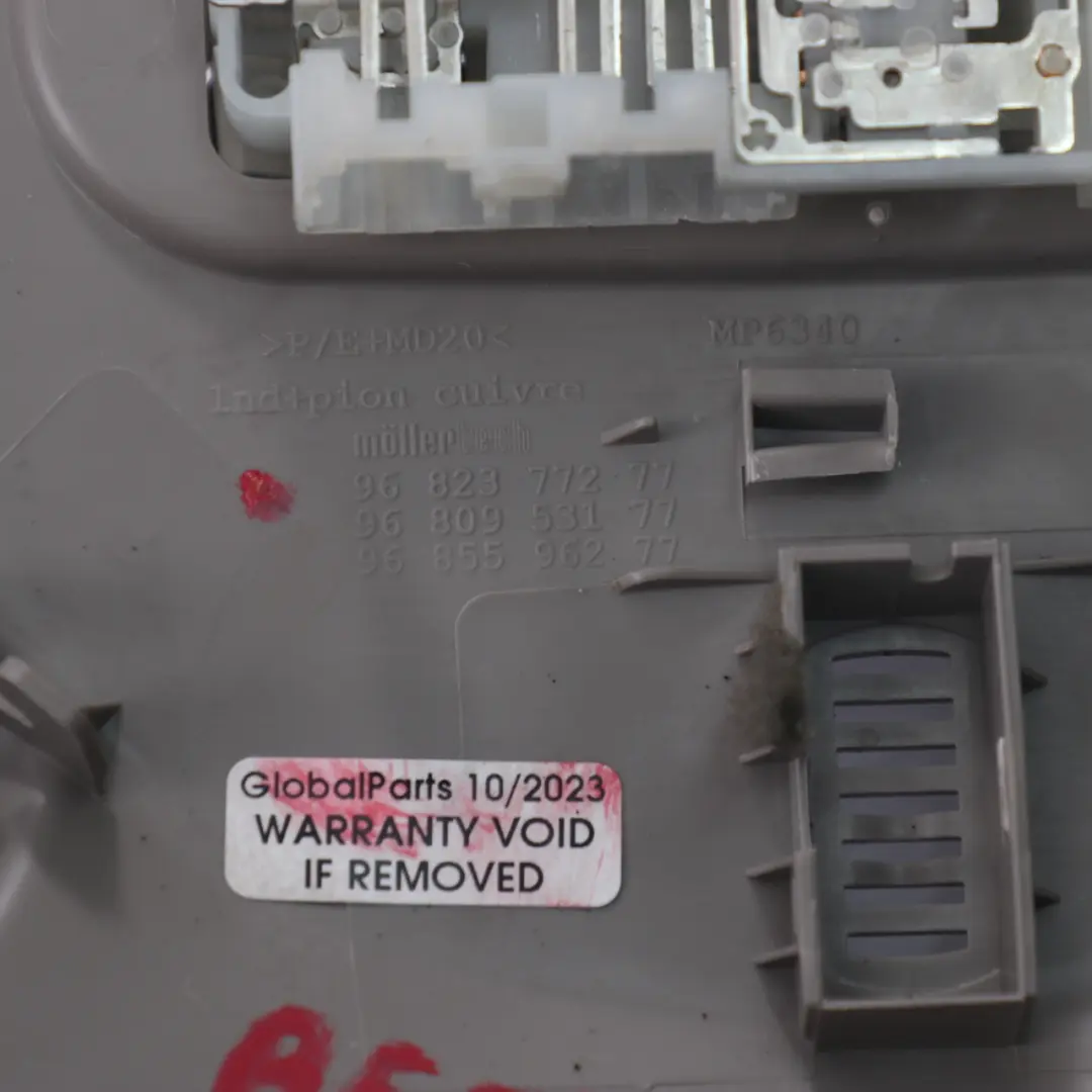 Lampe de toit Citroen Berlingo Peugeot Partner Lampe de lecture intérieure gris pour à propos du numéro de pièce 9682377277 Lampe de toit Citroen Berlingo Peugeot Partner Lampe de lecture intérieure gris - SKU 9682377277 - Numéro de pièce 9682377277