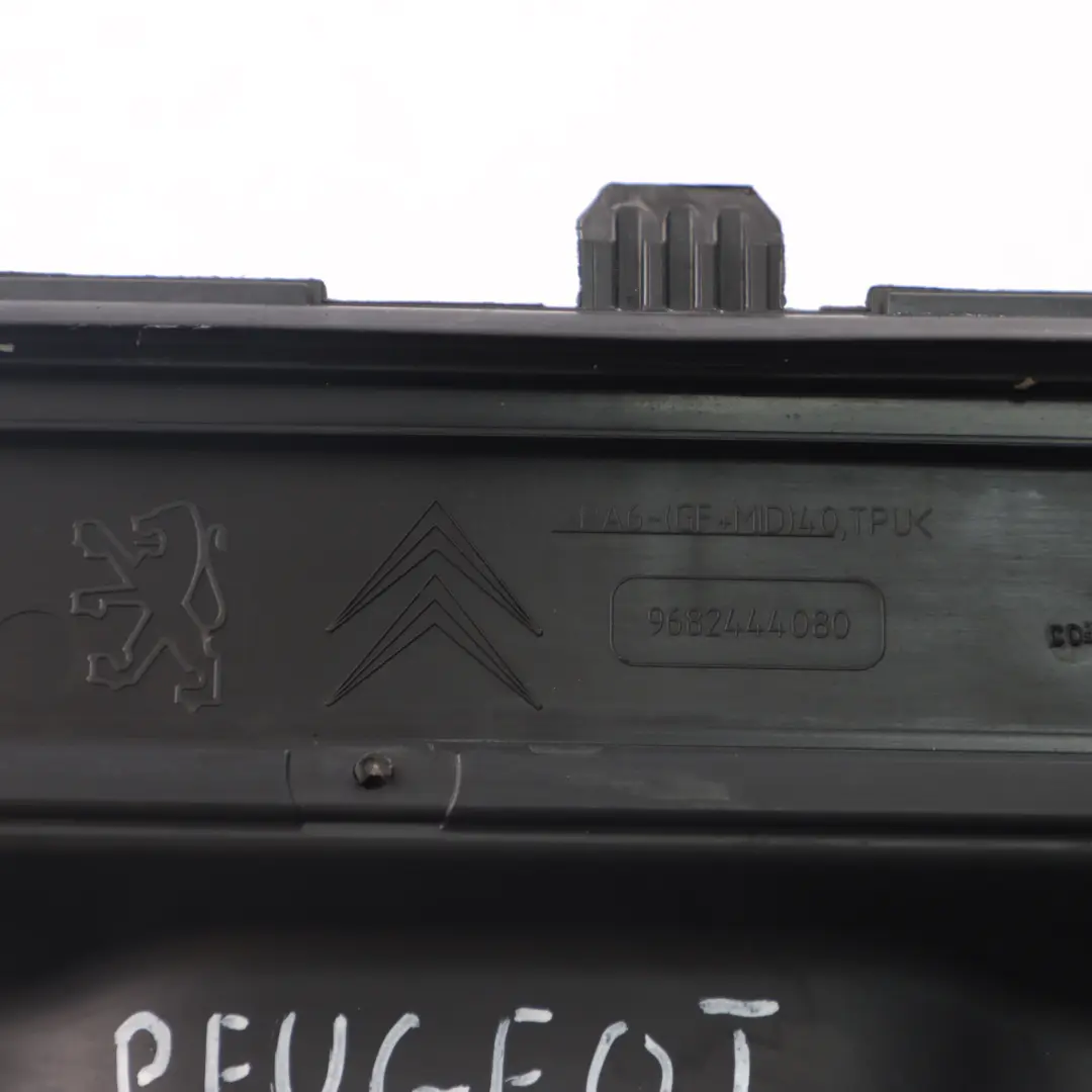 Coperchio motore Citroen Jumpy Peugeot Expert Isolamento finiture per con numero di parte 9682444080 Coperchio motore Citroen Jumpy Peugeot Expert Isolamento finiture - SKU 9682444080 - Numero di parte 9682444080