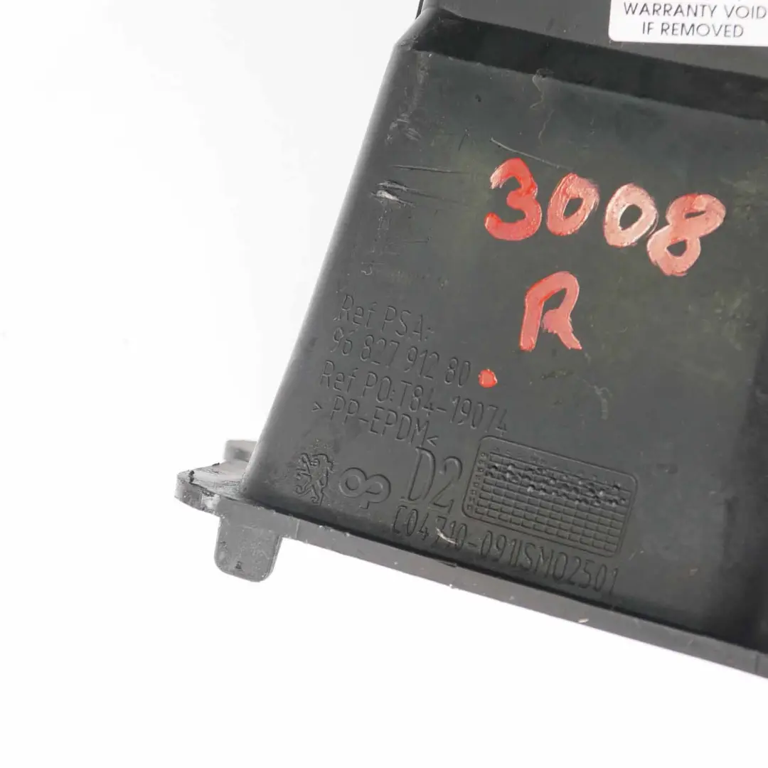 Soporte de refuerzo parachoques delantero derecho Box para Peugeot 3008 con número de pieza 9682791280 Peugeot 3008 Soporte de refuerzo parachoques delantero derecho Box - SKU 9682791280 - Número de pieza 9682791280