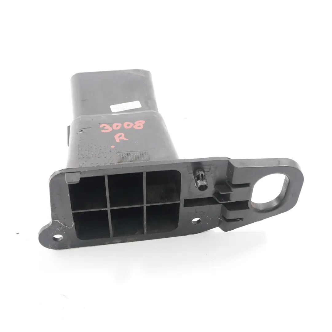 Supporto rinforzo paraurti anteriore destro Crash Box per Peugeot 3008 con numero di parte 9682791280 Peugeot 3008 Supporto rinforzo paraurti anteriore destro Crash Box - SKU 9682791280 - Numero di parte 9682791280