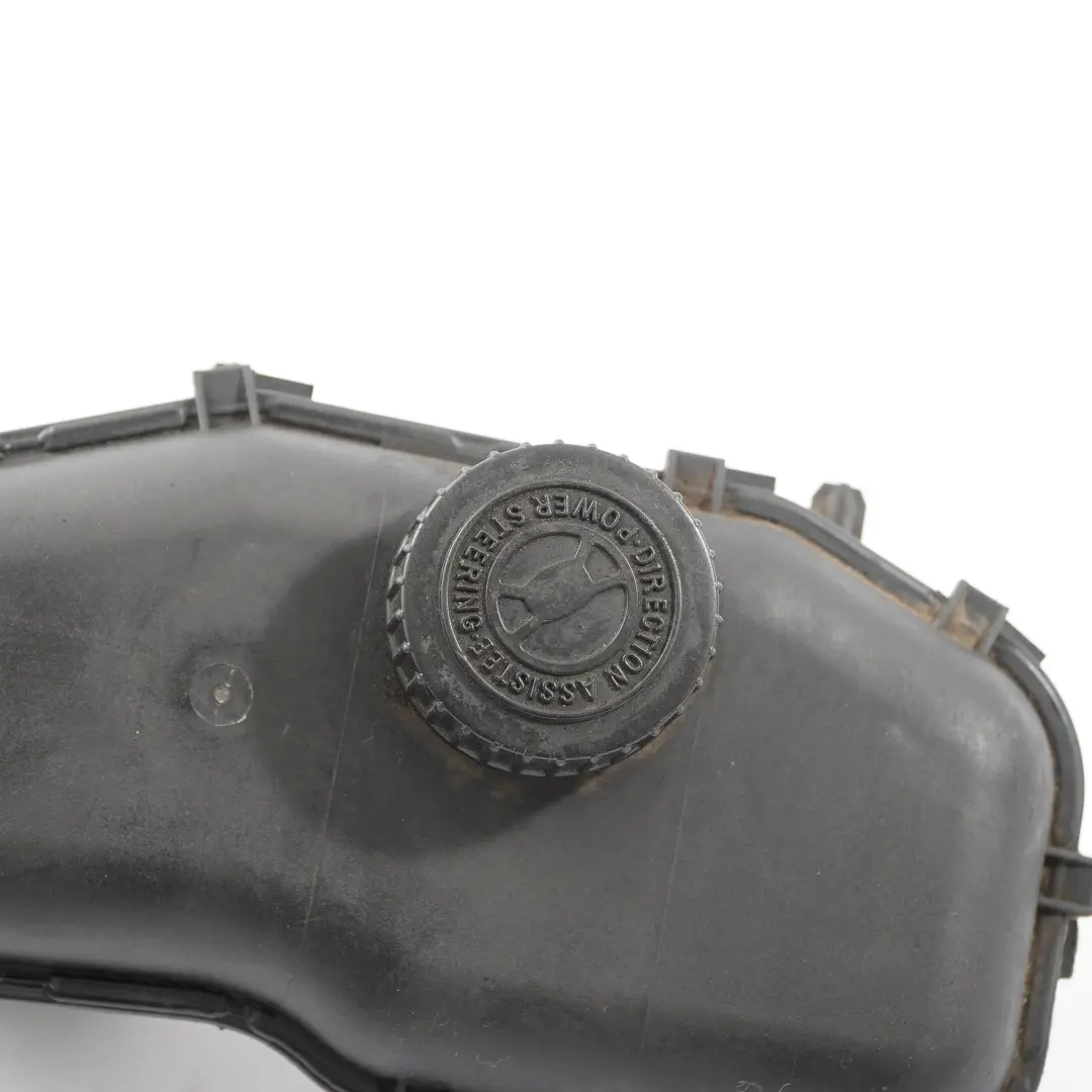 Réservoir de liquide de direction Citroen Berlingo Peugeot Partner pour à propos du numéro de pièce 9682883380 Réservoir de liquide de direction Citroen Berlingo Peugeot Partner - SKU 9682883380 - Numéro de pièce 9682883380