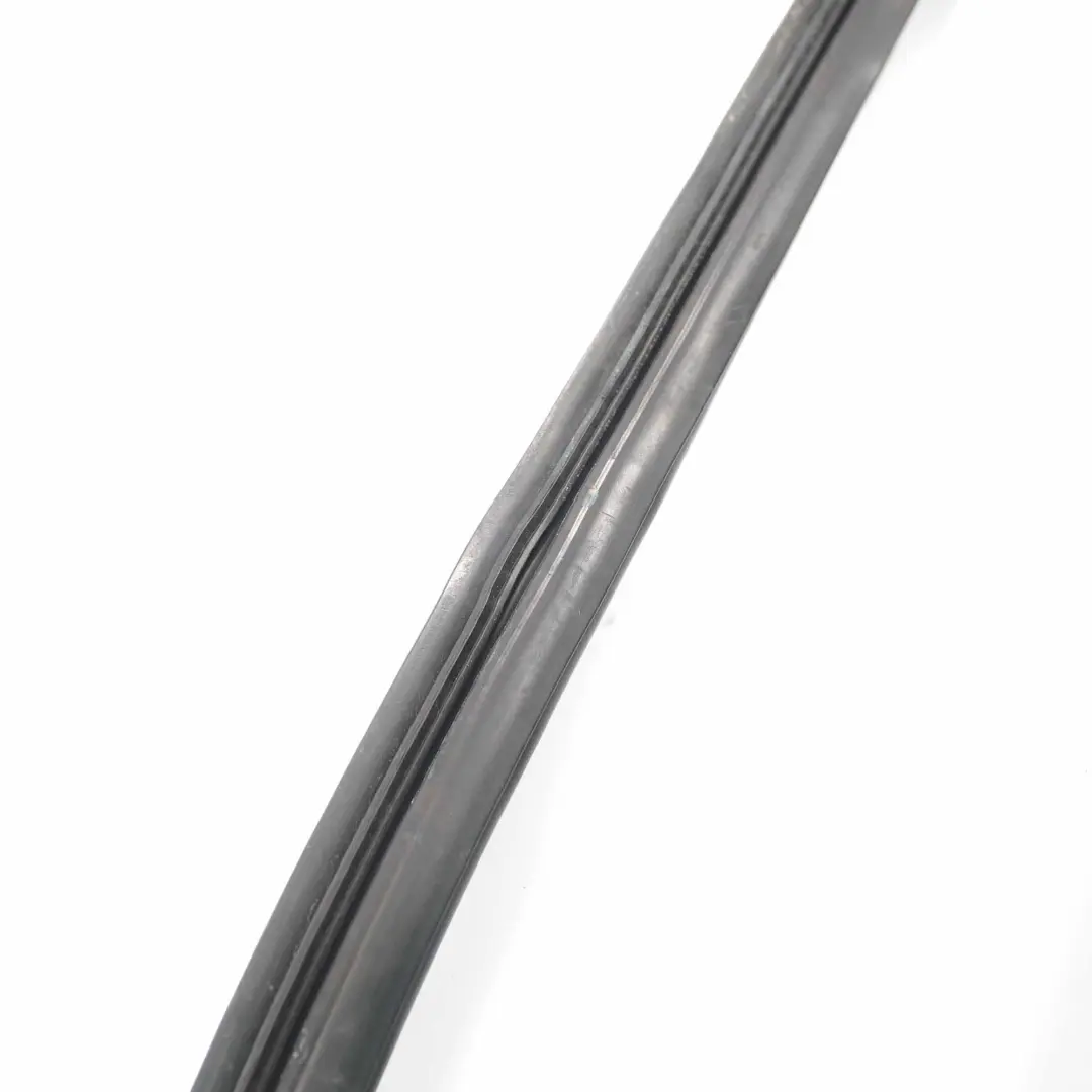 Peugeot 3008 Sealing Gasket Boot Trunk Lid Tailgate Middle Lower Seal - SKU 9683267280 - Part number 9683267280