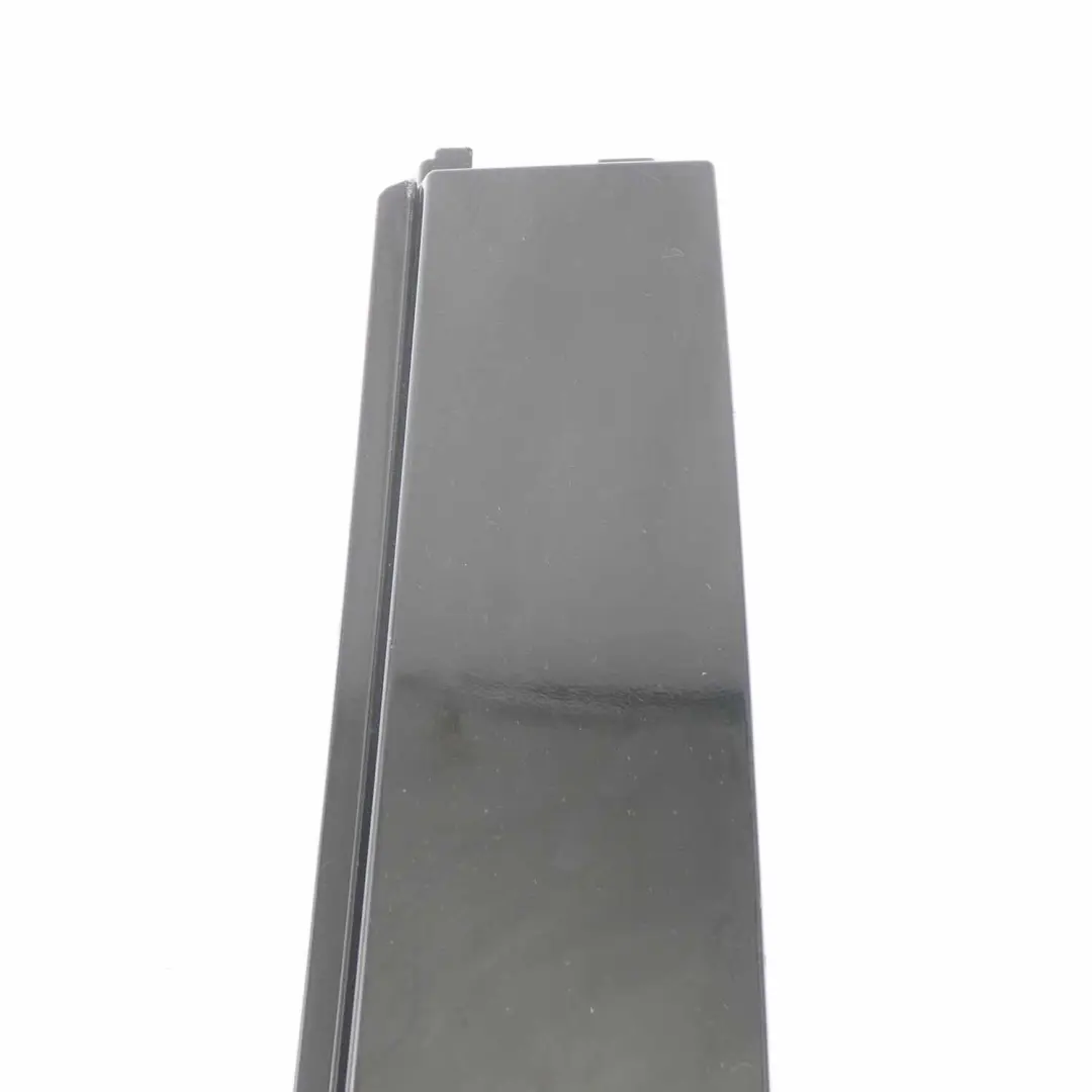 Finisher Window Pillar Cover Rear Door Left N/S High Gloss to Peugeot 3008 with Part number 96832959 Peugeot 3008 Finisher Window Pillar Cover Rear Door Left N/S High Gloss - SKU 96832959 - Part number 96832959