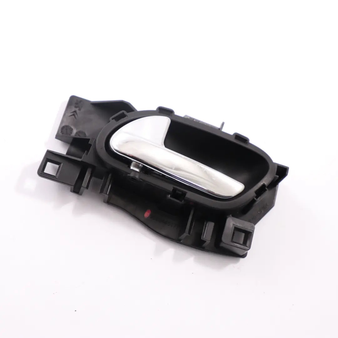 Tirador puerta Citroen C3 Peugeot 207 Interior Delantero Izquierdo para con número de pieza 9683446177 Tirador puerta Citroen C3 Peugeot 207 Interior Delantero Izquierdo - SKU 9683446177 - Número de pieza 9683446177