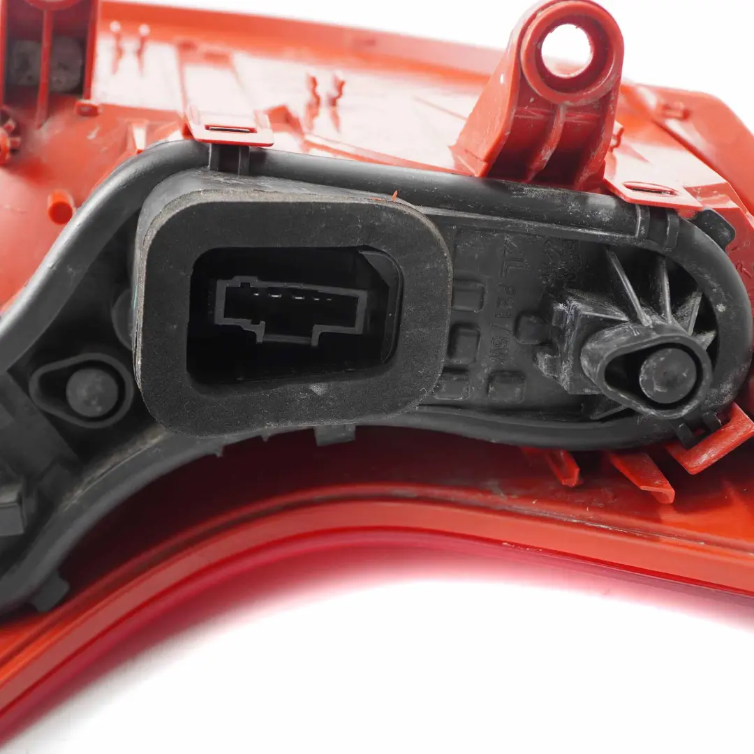 Lamp Left N/S Tail Light Taillight to Peugeot 3008 Rear with Part number 9683460880 Peugeot 3008 Rear Lamp Left N/S Tail Light Taillight - SKU 9683460880 - Part number 9683460880