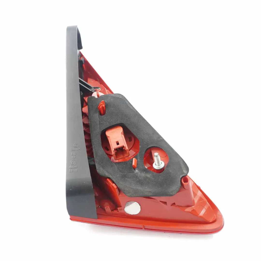 Peugeot 3008 Lampa Klapy Prawy Tył 9683461080 - SKU 9683460980 - Numer Części 9683460980