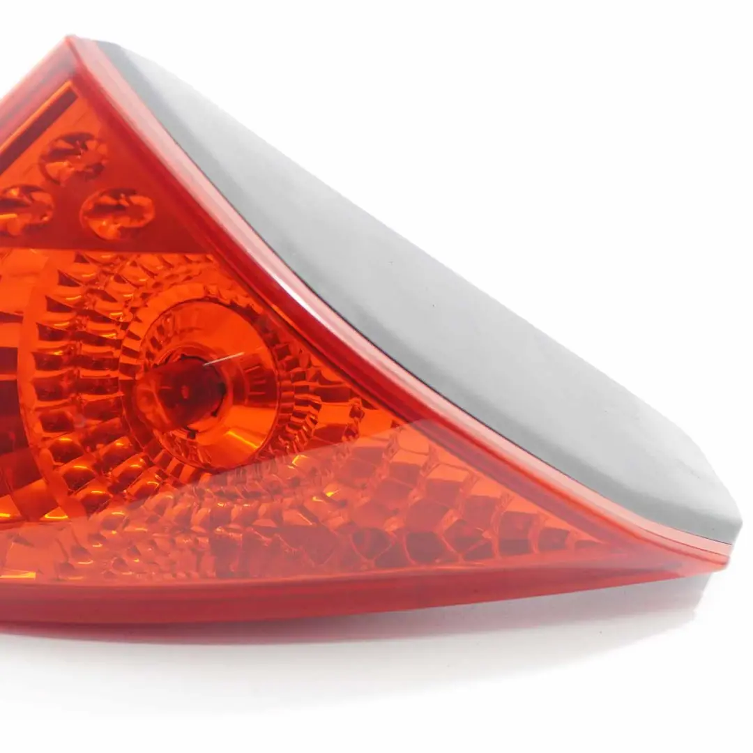 Peugeot 3008 Lampa Klapy Lewy Tył Tylna - SKU 9683461080 - Numer Części 9683461080