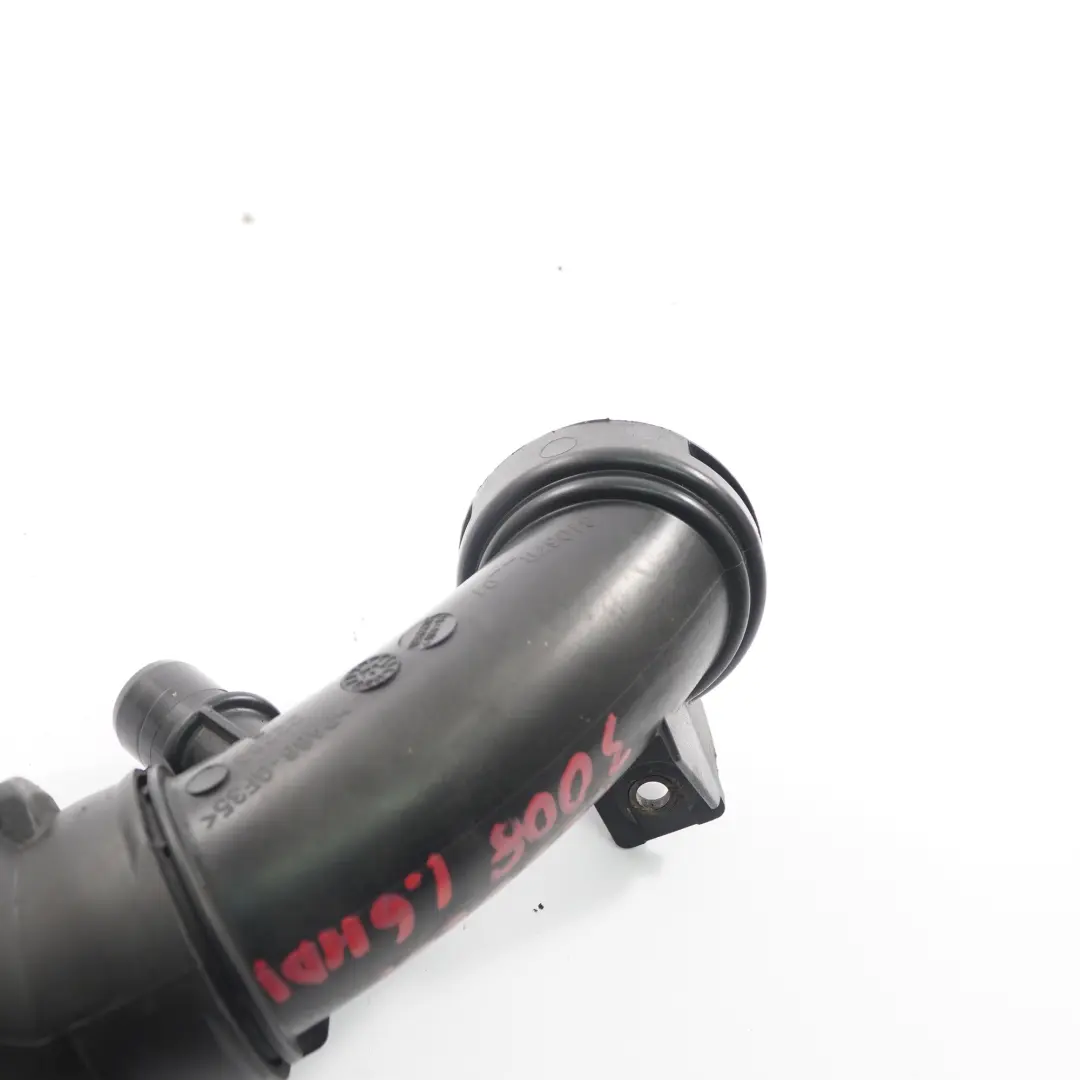 Tuyau d'admission d'air Tuyau Tube Ligne pour Peugeot 3008 1.6 HDI à propos du numéro de pièce 9683725080 Peugeot 3008 1.6 HDI Tuyau d'admission d'air Tuyau Tube Ligne - SKU 9683725080 - Numéro de pièce 9683725080