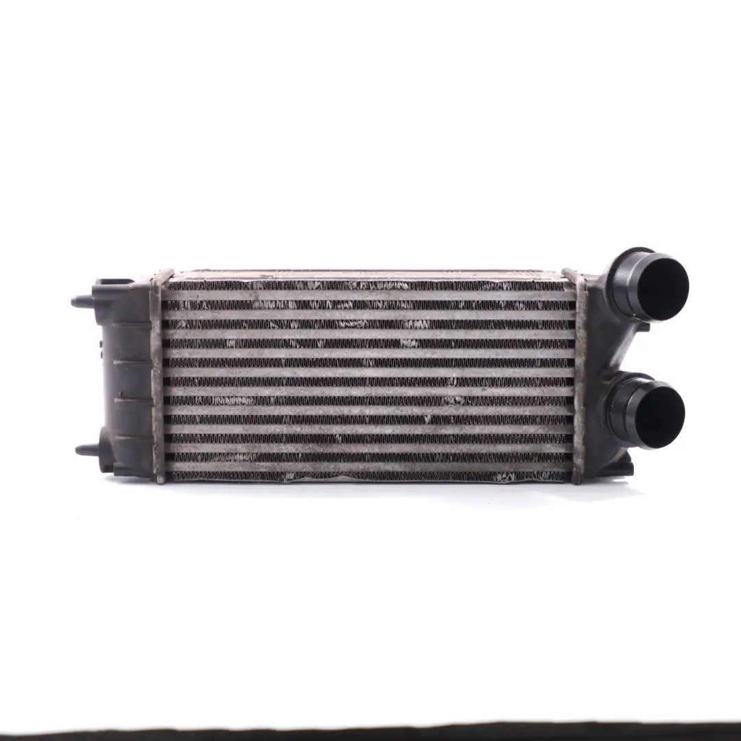 Citroen Berlingo Peugeot Partner Enfriador aire carga para Intercooler con número de pieza 9684212480 Intercooler Citroen Berlingo Peugeot Partner Enfriador aire carga - SKU 9684212480 - Número de pieza 9684212480