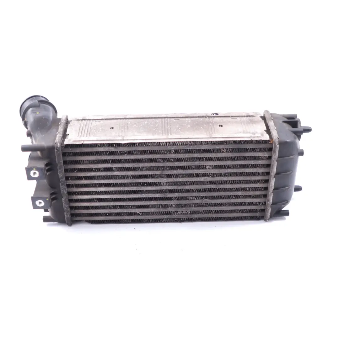 Citroen Berlingo Peugeot Partner Enfriador aire carga para Intercooler con número de pieza 9684212480 Intercooler Citroen Berlingo Peugeot Partner Enfriador aire carga - SKU 9684212480 - Número de pieza 9684212480