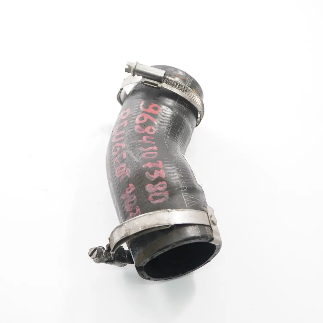 Pipe Turbo Intercooler Hose Line to Peugeot 307 1.6 HDI Air with Part number 9684307380 Peugeot 307 1.6 HDI Air Pipe Turbo Intercooler Hose Line - SKU 9684307380 - Part number 9684307380