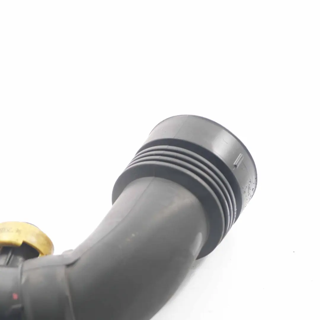 Rura Dolot Powietrza 1.6 HDi do Peugeot 307 o numerze 9684362180 Peugeot 307 Rura Dolot Powietrza 1.6 HDi - SKU 9684362180 - Numer Części 9684362180