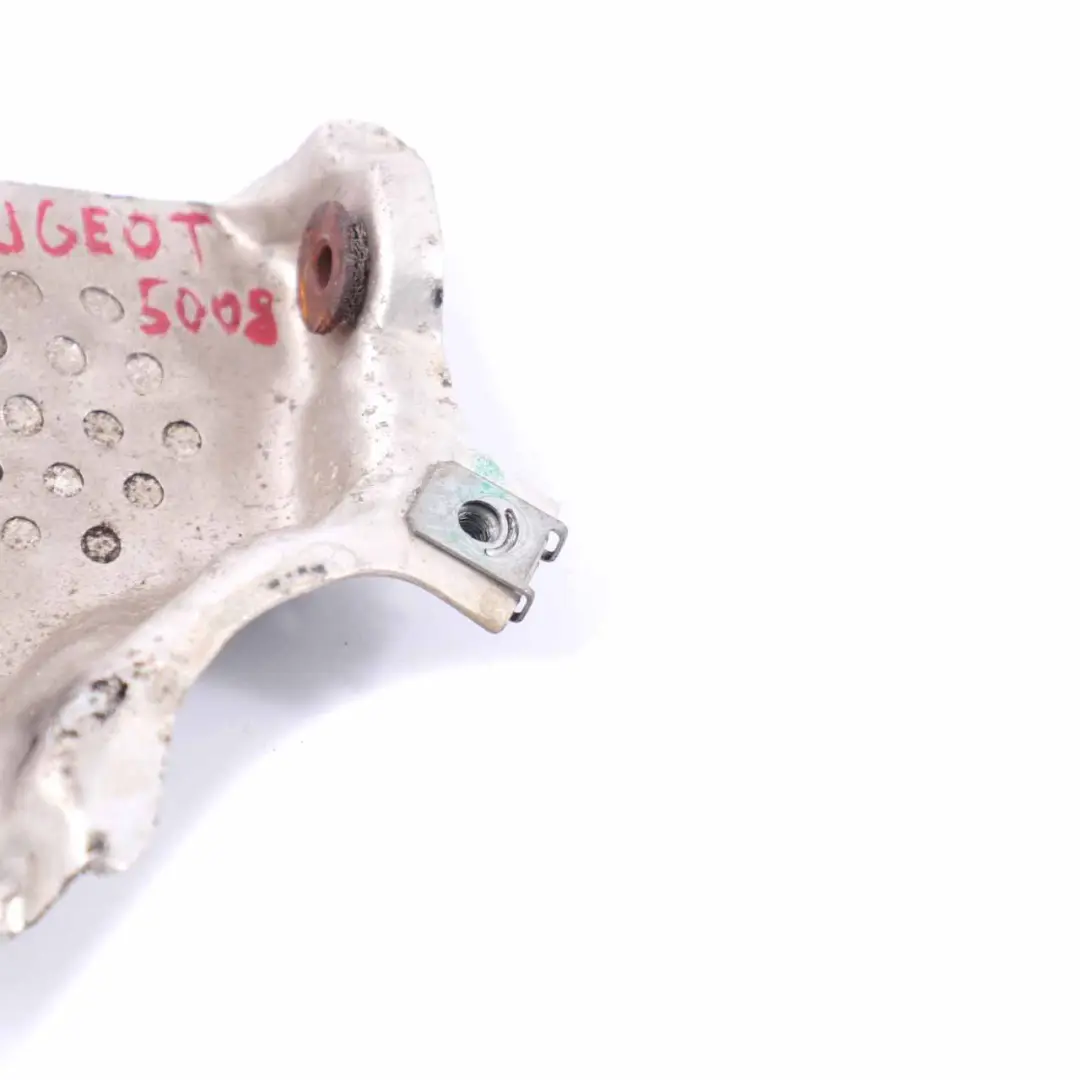 Plaque protection thermique collecteur pour Peugeot 5008 2.0 HDI Diesel à propos du numéro de pièce 9684448480 Peugeot 5008 2.0 HDI Diesel Plaque protection thermique collecteur - SKU 9684448480 - Numéro de pièce 9684448480