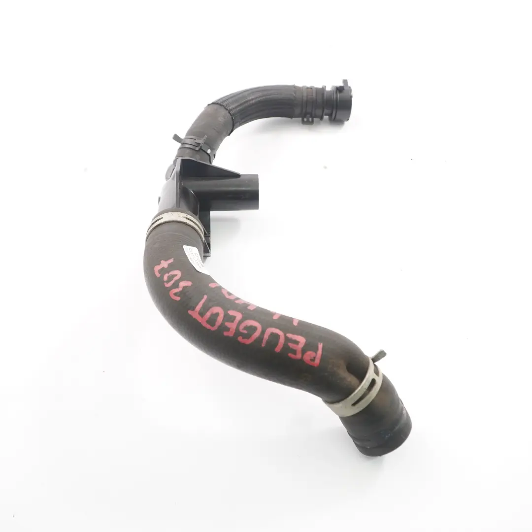 Tubo dell'acqua Peugeot 307 1.6 HDI Linea del tubo del liquido 9684684280 per con numero di parte 9684589080 Tubo dell'acqua Peugeot 307 1.6 HDI Linea del tubo del liquido 9684684280 - SKU 9684589080 - Numero di parte 9684589080