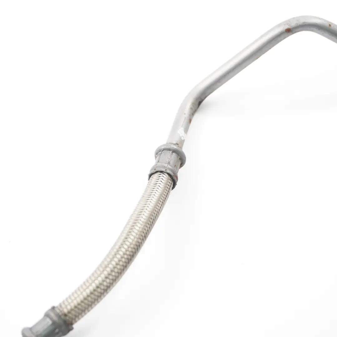 Citroen Berlingo 1.6 HDI Engine Turbo Charger Oil Feed Line Pipe to with Part number 9684655080C Citroen Berlingo 1.6 HDI Engine Turbo Charger Oil Feed Line Pipe - SKU 9684655080C - Part number 9684655080C