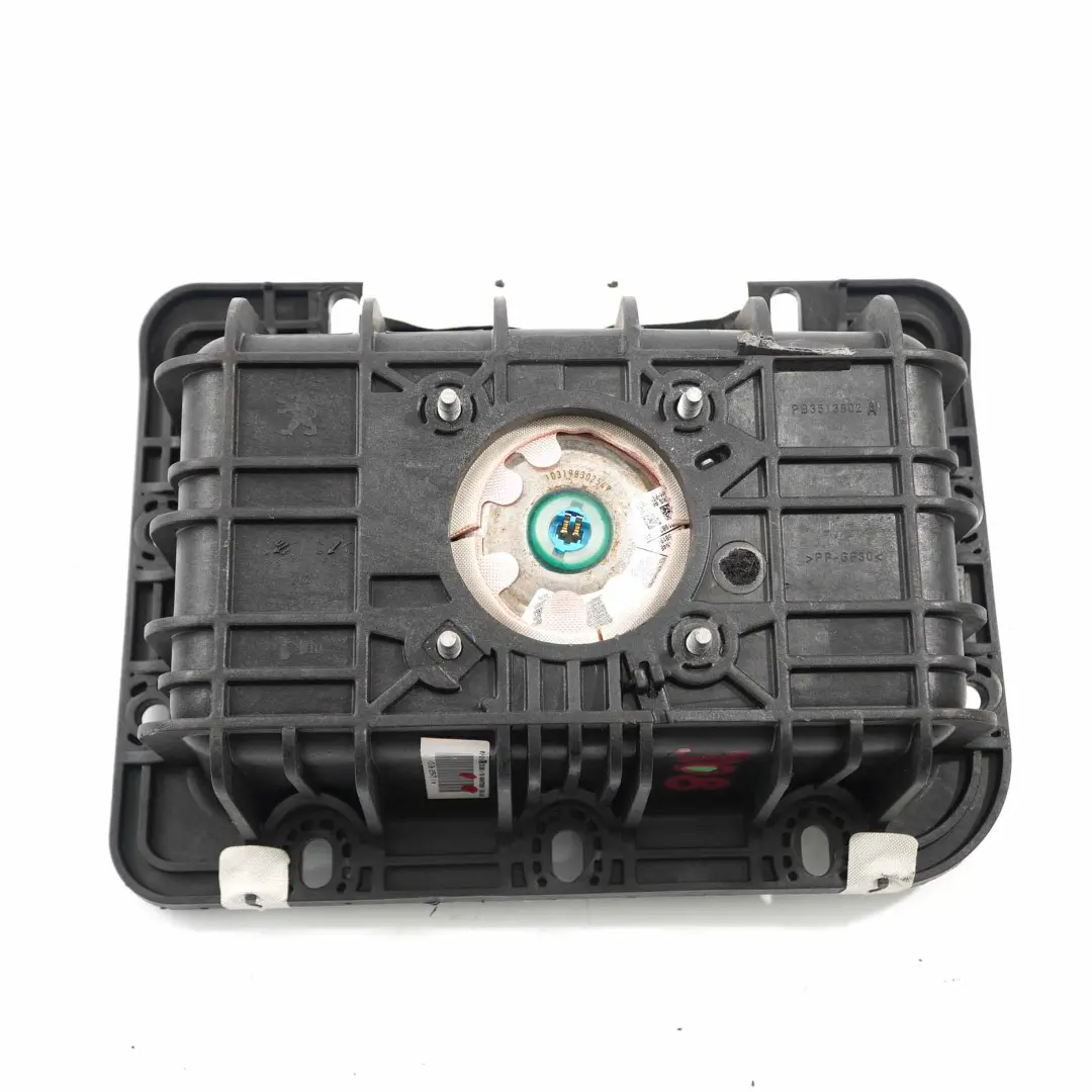 Peugeot 3008 Airbag Passager côté Avant Tableau bord Air Bag - SKU 9684672580 - Numéro de pièce 9684672580