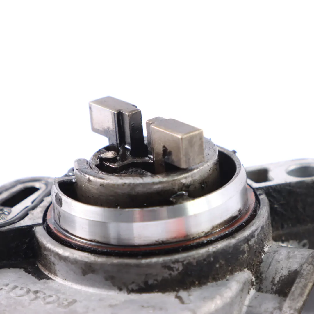 Pompe à vide Citroen Jumpy III Peugeot 1.6 HDi Ford Fiesta 6 1.6 Tdci pour à propos du numéro de pièce 9684786780 Pompe à vide Citroen Jumpy III Peugeot 1.6 HDi Ford Fiesta 6 1.6 Tdci - SKU 9684786780 - Numéro de pièce 9684786780