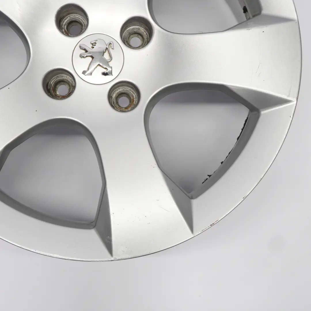 Alloy Rim 17" 7,5J ET:29 to Peugeot 3008 Silver Wheel with Part number 9684883880 Peugeot 3008 Silver Wheel Alloy Rim 17" 7,5J ET:29 - SKU 9684883880-4 - Part number 9684883880