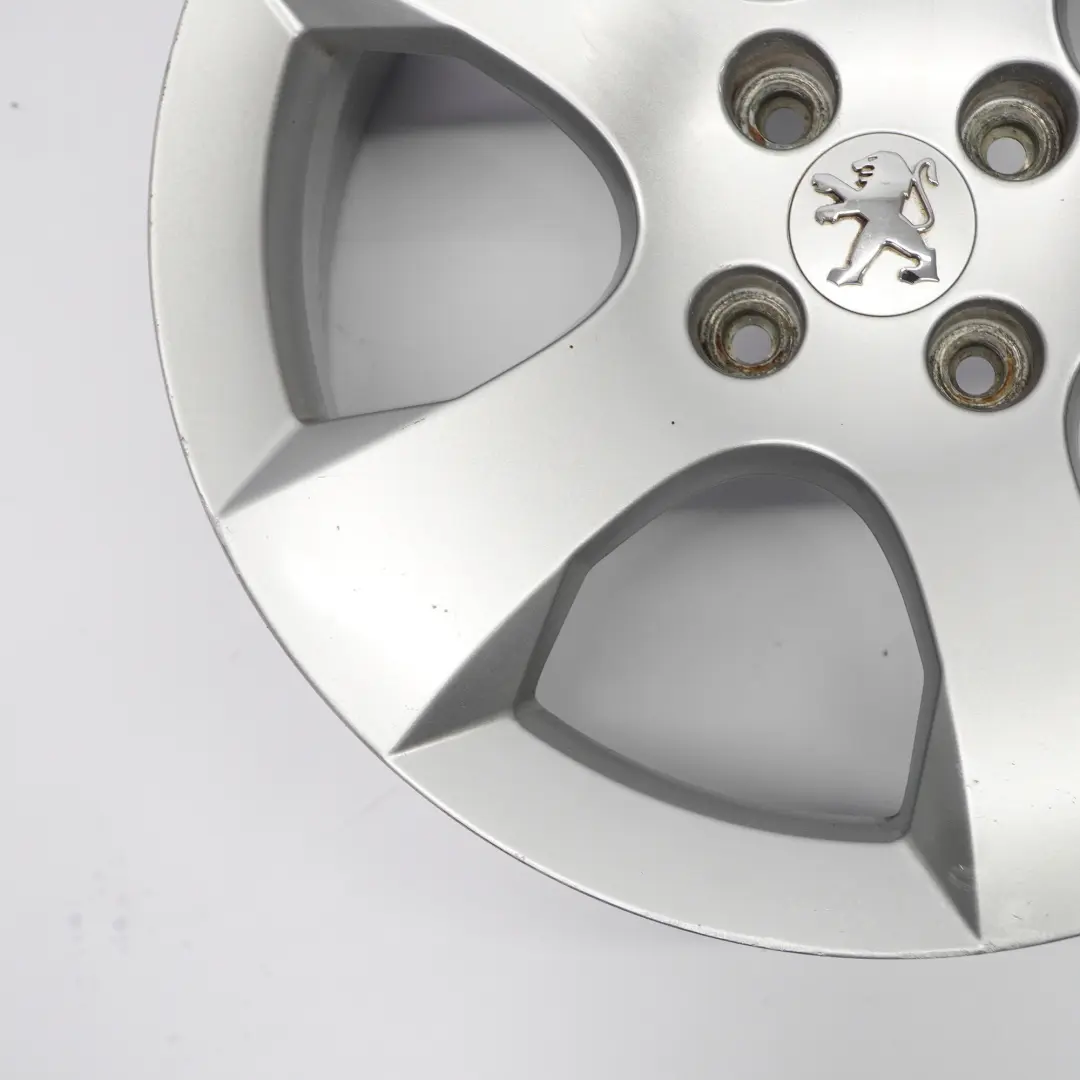 Alloy Rim 17" 7,5J ET:29 to Peugeot 3008 Silver Wheel with Part number 9684883880 Peugeot 3008 Silver Wheel Alloy Rim 17" 7,5J ET:29 - SKU 9684883880-4 - Part number 9684883880
