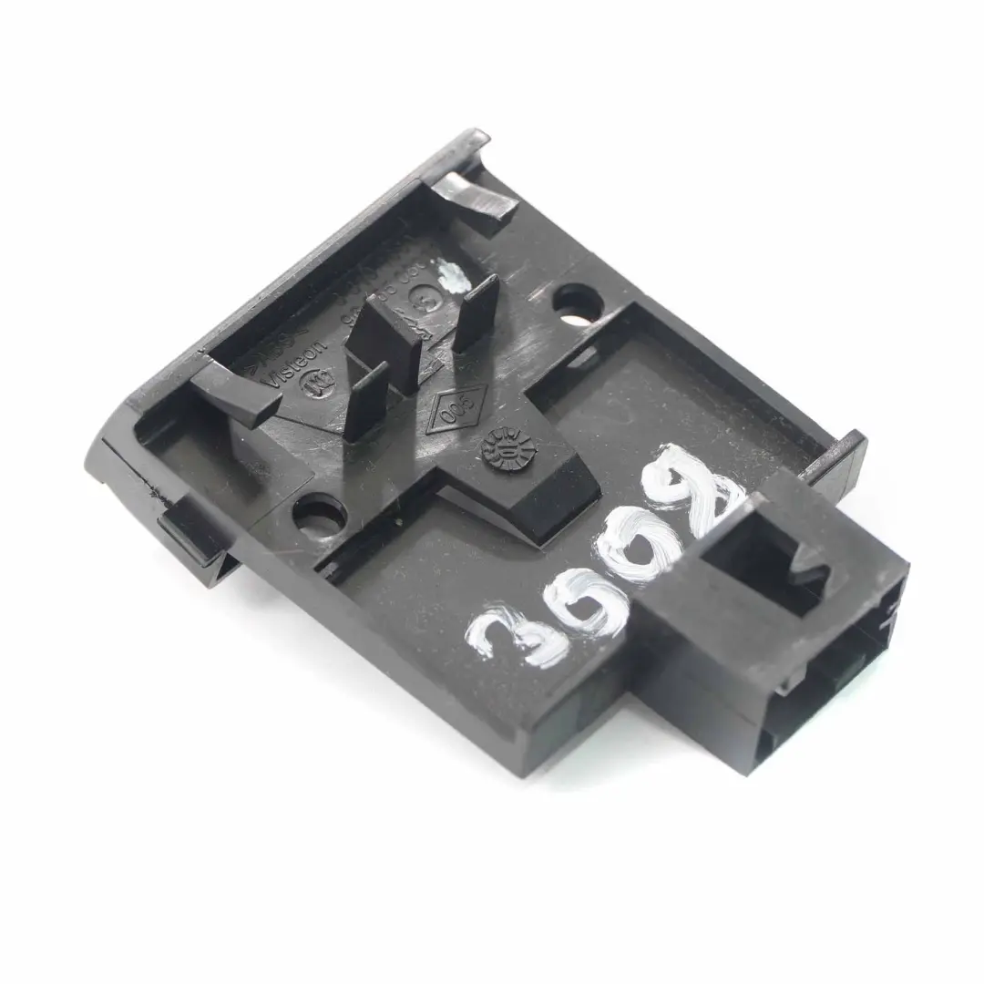 Czytnik Karty Panel do Peugeot 3008 o numerze 9685508677 Peugeot 3008 Czytnik Karty Panel - SKU 9685508677 - Numer Części 9685508677