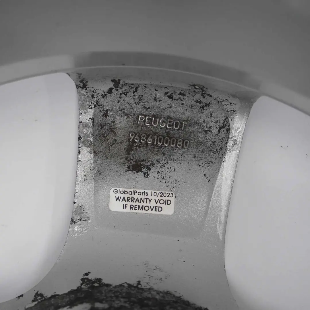 Alloy Rim 16" 6J ET:27 to Peugeot 207 Silver Wheel with Part number 9686100080 Peugeot 207 Silver Wheel Alloy Rim 16" 6J ET:27 - SKU 9686100080-2 - Part number 9686100080