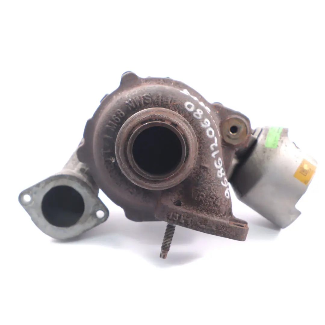 Turbocharger Turbo Charger Garrett to Peugeot 3008 5008 1.6 HDI Diesel with Part number 9686120680 Peugeot 3008 5008 1.6 HDI Diesel Turbocharger Turbo Charger Garrett - SKU 9686120680 - Part number 9686120680